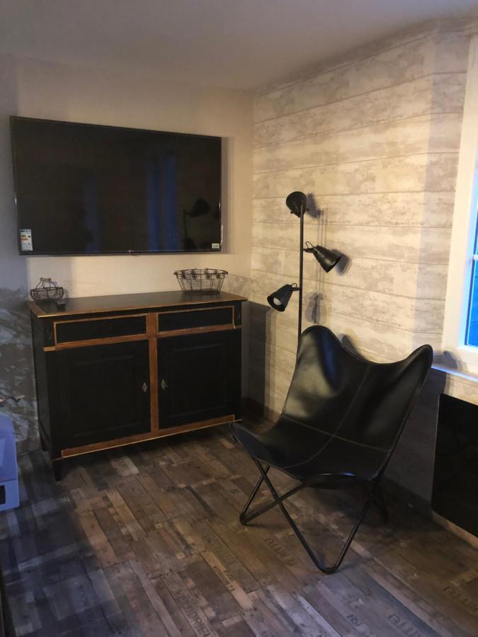 Le Velocipede Apartment Aumale ภายนอก รูปภาพ